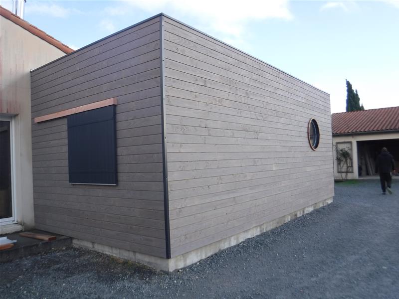 Bardage d'une extension bois à Niort (79)